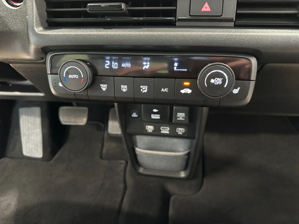 Honda e Advance 5d