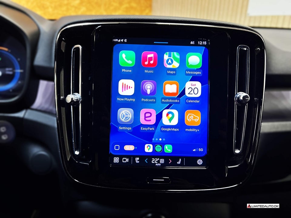 Volvo XC40 P8 ReCharge Twin Plus 5d