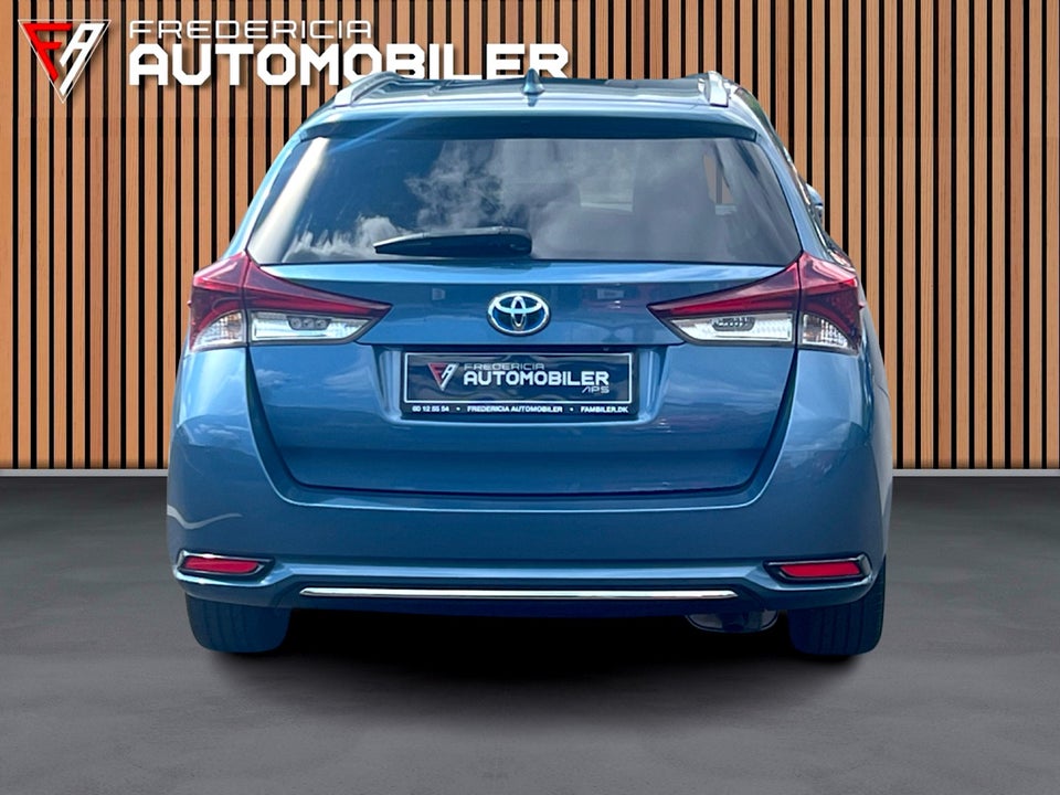 Toyota Auris 1,8 Hybrid H2 Comfort CVT 5d