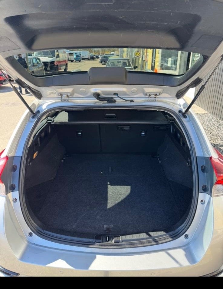 Toyota Auris 1,2 T T2 Comfort 5d