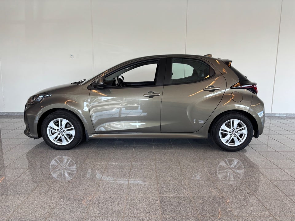 Toyota Yaris 1,5 Hybrid Active e-CVT 5d