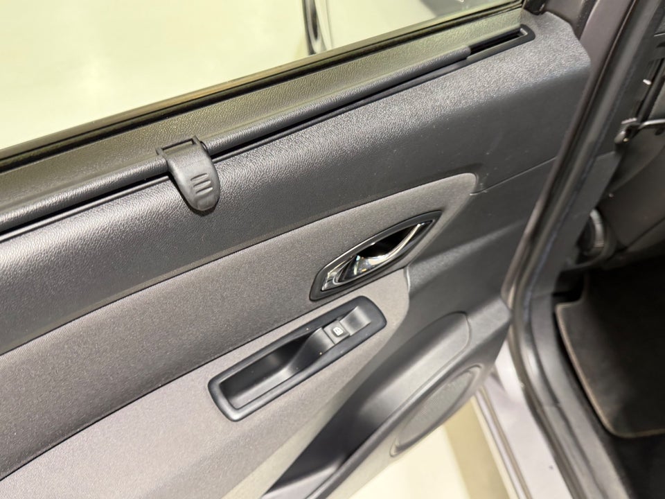 Renault Grand Scenic III 1,5 dCi 110 Authentique 7prs 5d