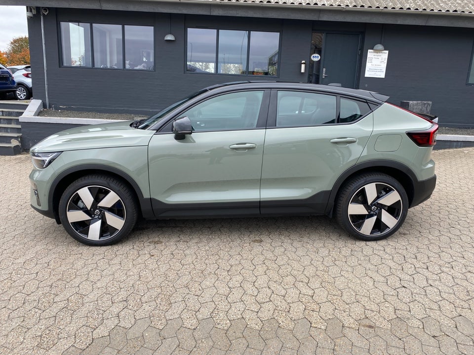 Volvo EC40 Extended Range Plus 5d