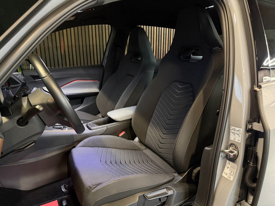 Cupra Born 58  5d