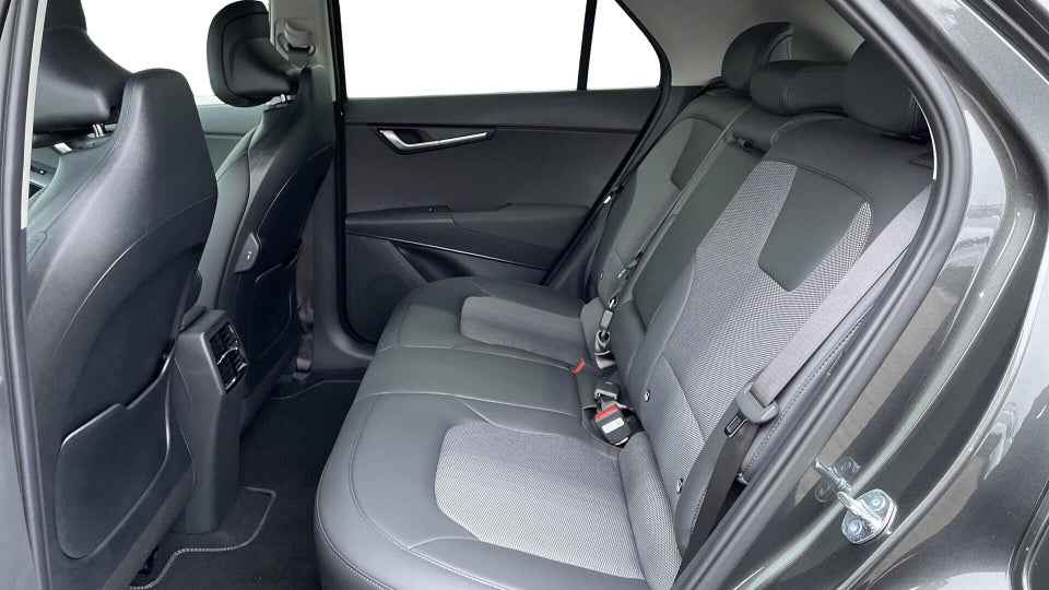 Kia Niro 64 EV Prestige 5d