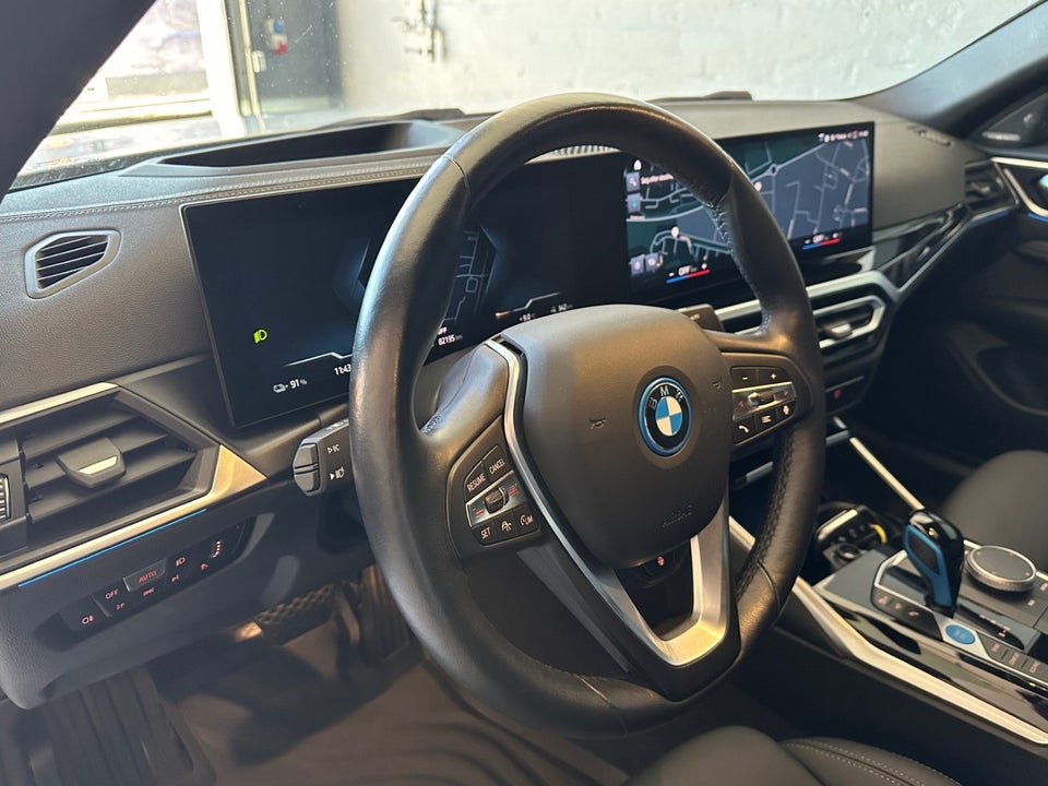 BMW i4 eDrive40 Charged 5d