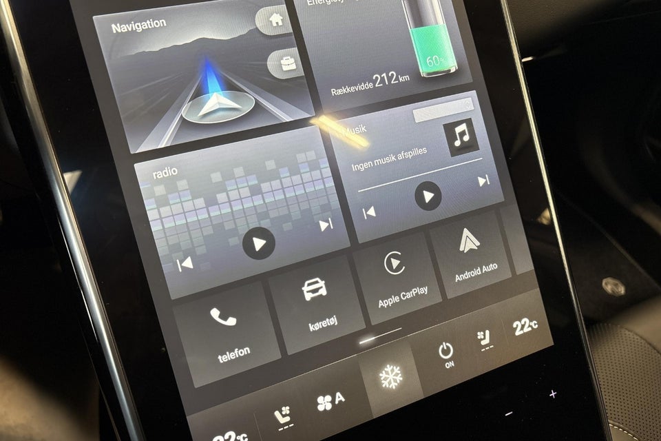 MG Marvel R Luxury 5d