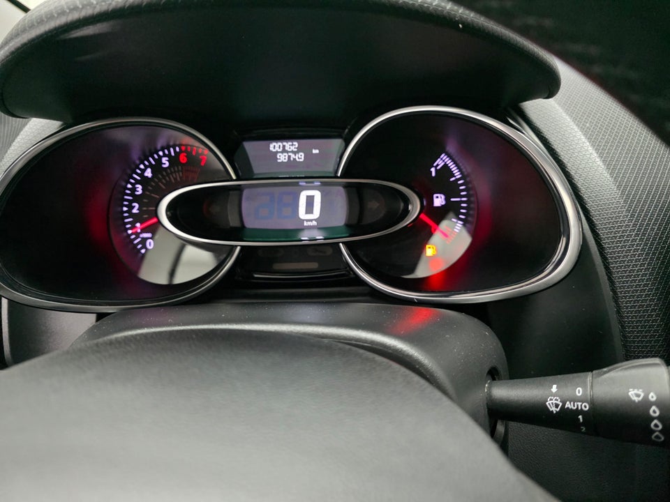 Renault Clio IV 0,9 TCe 90 Limited Sport Tourer 5d