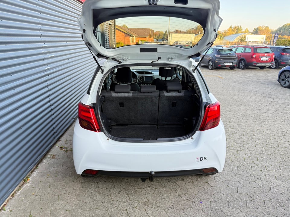 Toyota Yaris 1,3 VVT-i T2 Limited 5d