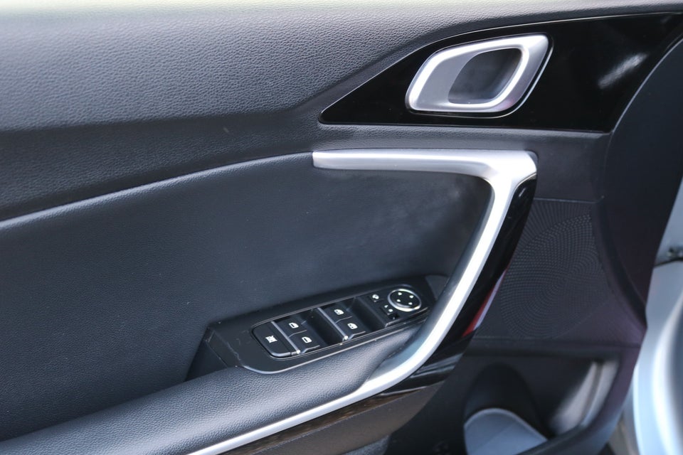 Kia XCeed 1,6 PHEV Upgrade DCT 5d