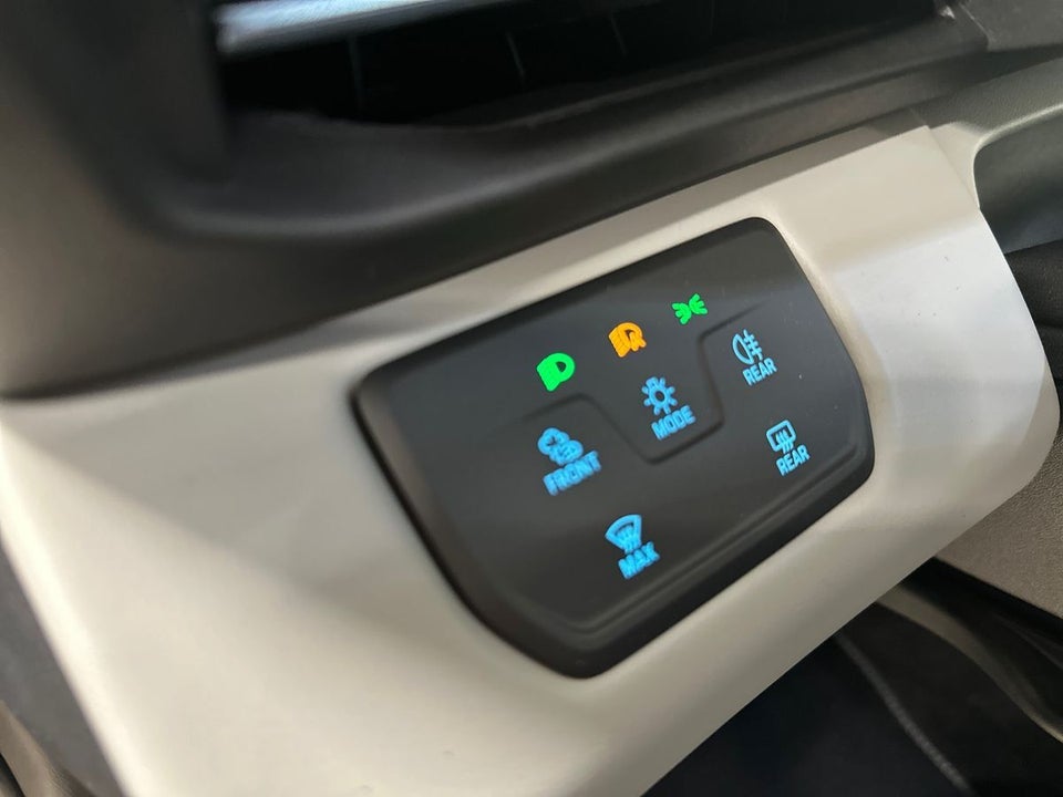 Ford Explorer 82 Premium Extended Range 5d