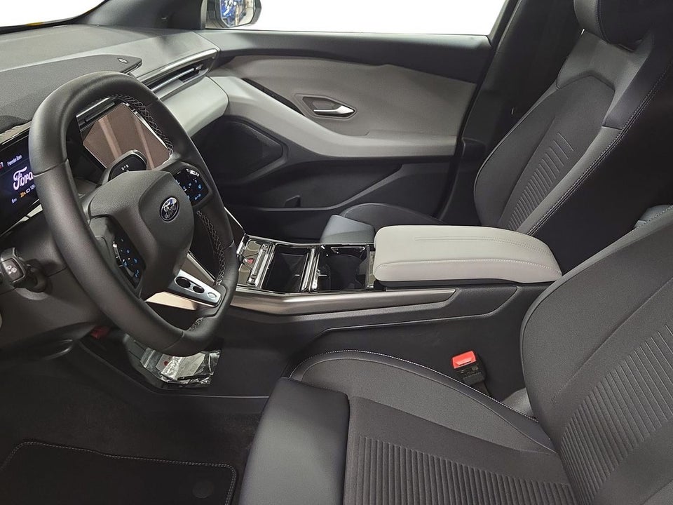 Ford Capri 77 Select Extended Range 5d