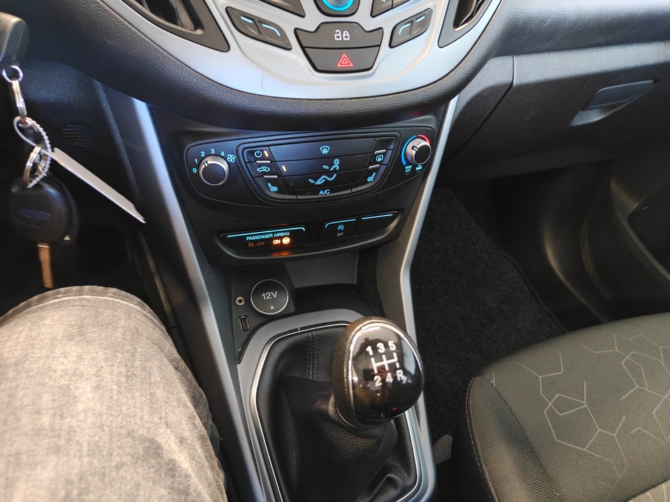 Ford B-MAX 1,0 SCTi 100 Titanium 5d