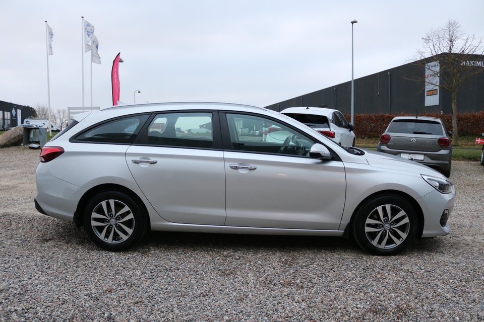 Hyundai i30 1,0 T-GDi Trend stc. 5d