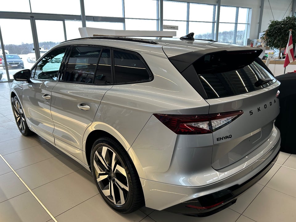 Skoda Enyaq 85 iV Sportline Advanced 5d