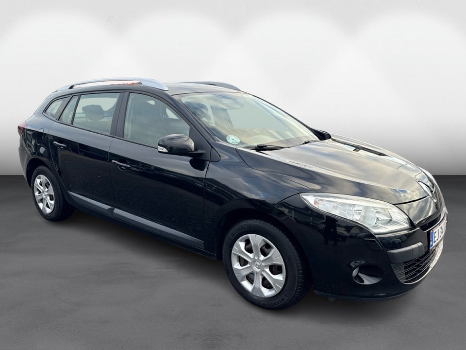 Renault Megane III 1,6 110 Authentique Sport Tourer 5d