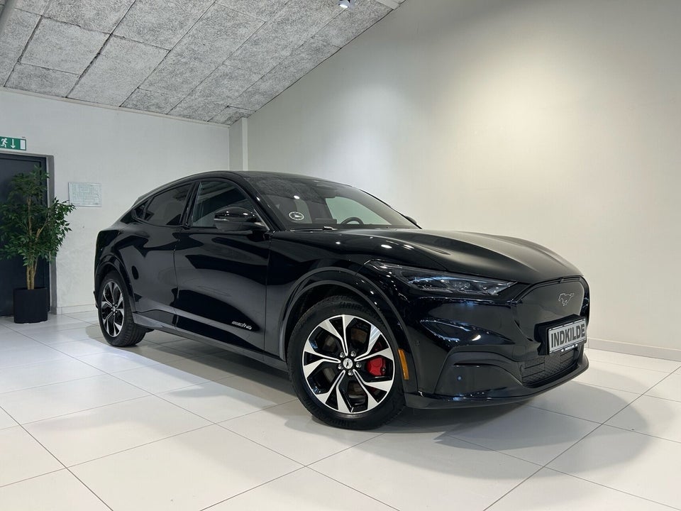 Ford Mustang Mach-E 70 Premium Standard Range AWD 5d