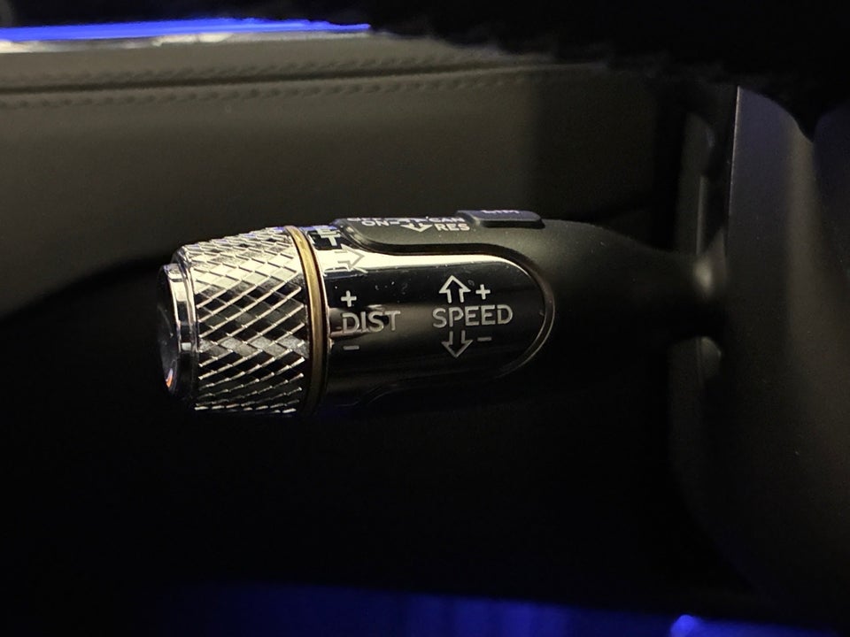 Bentley Flying Spur 6,0 W12 Mulliner Mansory Black Line aut. 4d