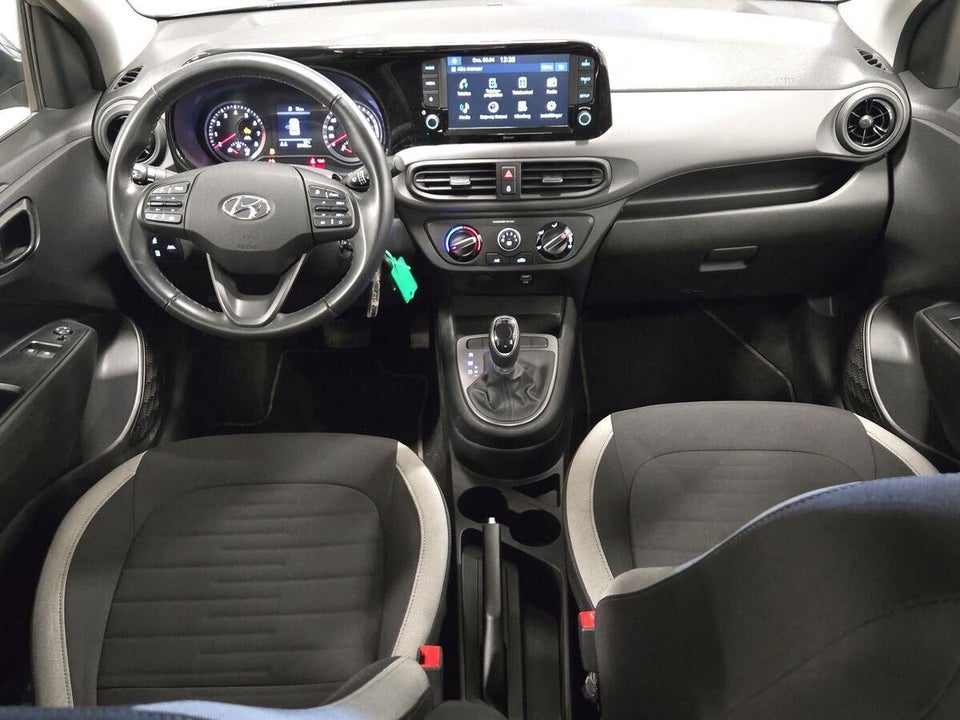 Hyundai i10 1,0 MPi Essential AMT 5d