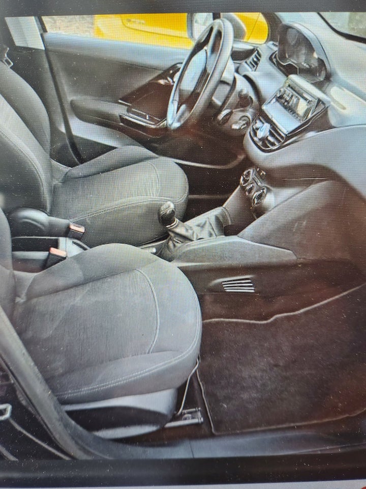 Peugeot 208 1,0 VTi Access 5d