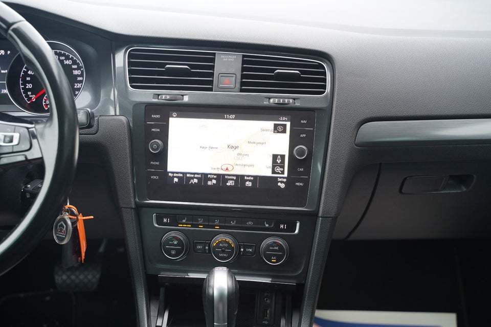 VW Golf VII 1,6 TDi 115 Comfortline DSG 5d