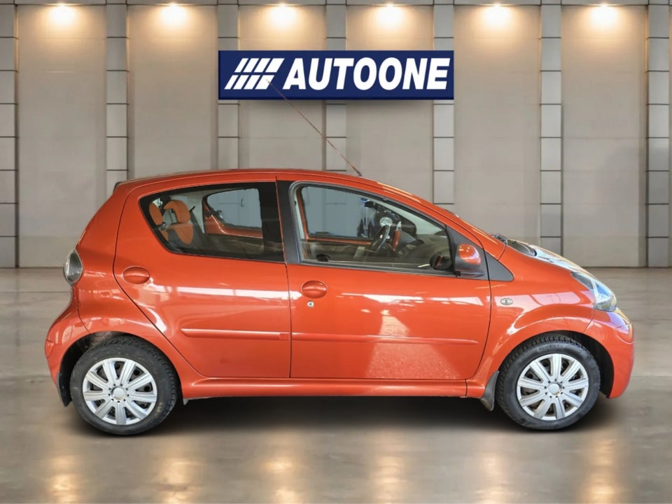 Toyota Aygo 1,0 VVT-i T2 Air Spice Edition 5d