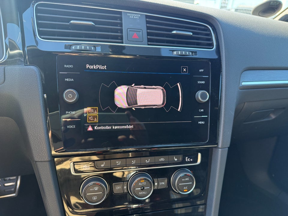 VW Golf VII 1,4 GTE DSG 5d