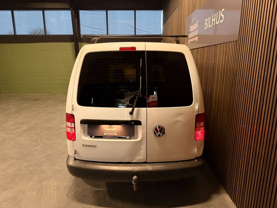 VW Caddy 1,6 TDi 102 BMT Van 4d