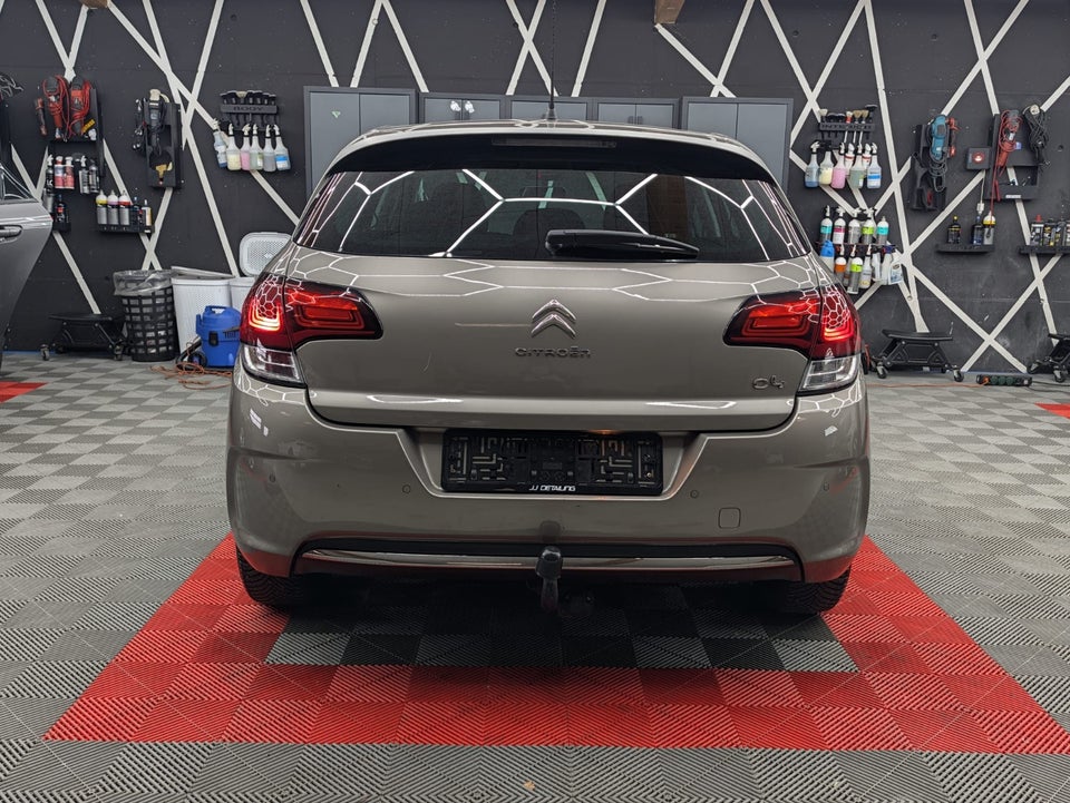 Citroën C4 1,6 BlueHDi 120 Challenge EAT6 5d