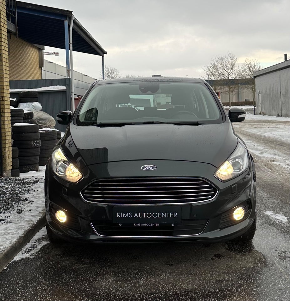 Ford S-MAX 1,5 EcoBoost Titanium 7prs 5d