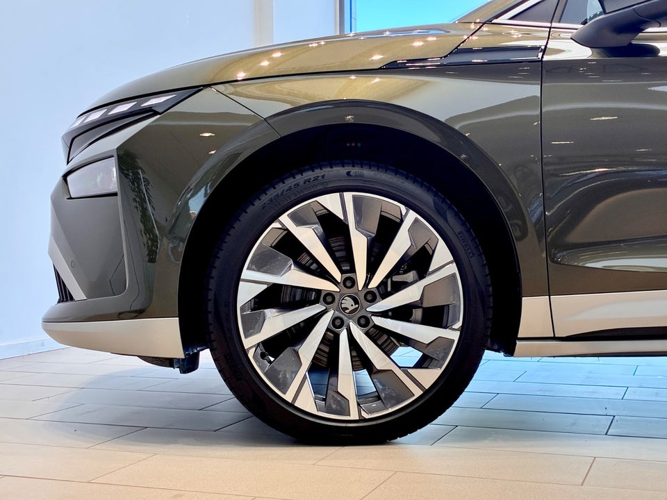 Skoda Enyaq 85x iV Lounge Maxx 5d