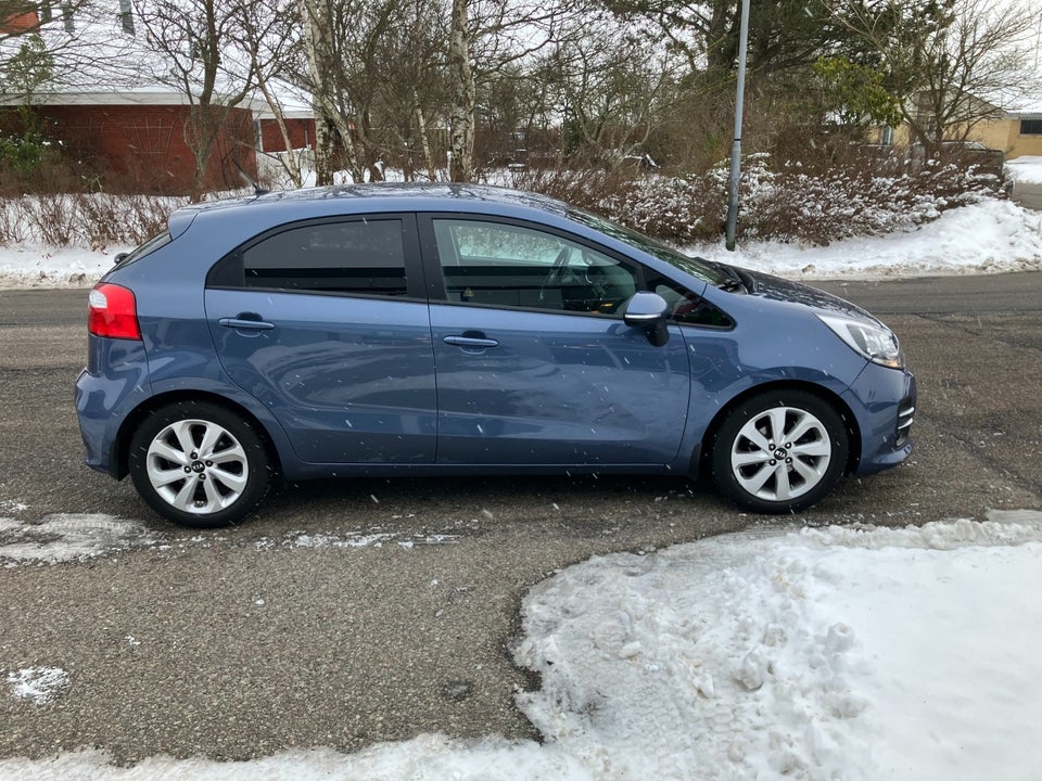 Kia Rio 1,2 CVVT Attraction 5d