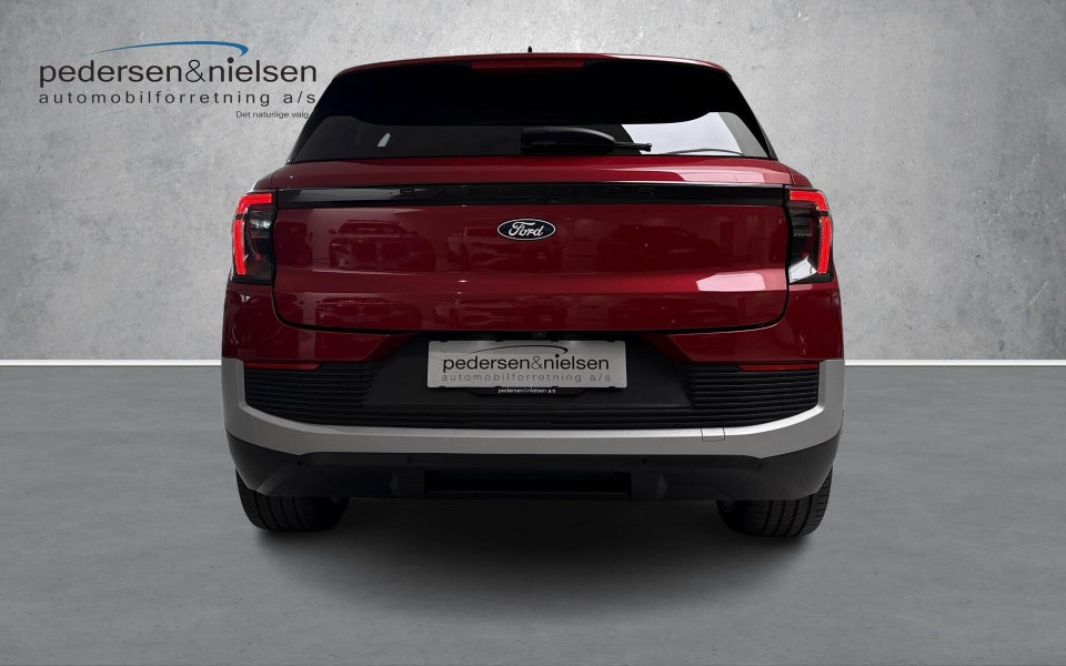 Ford Explorer 77 Premium Extended Range 5d