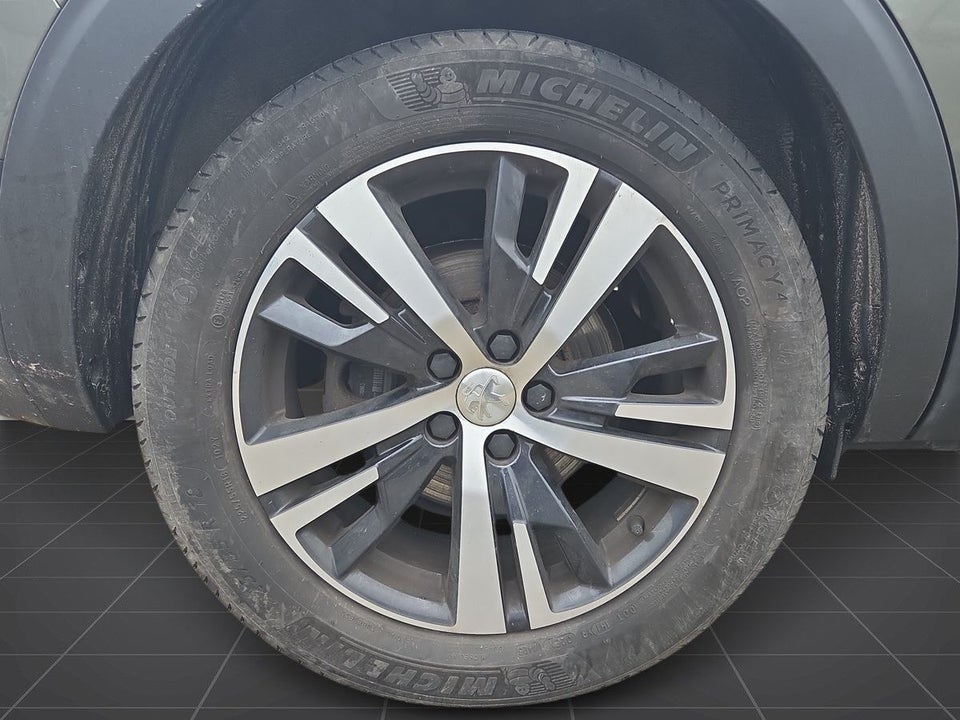 Peugeot 5008 1,2 e-THP 130 Allure EAT6 7prs 5d