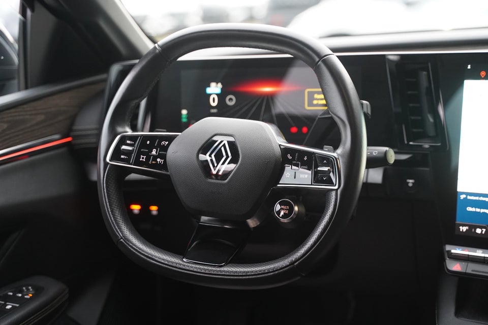 Renault Megane E-Tech 60 Iconic 5d