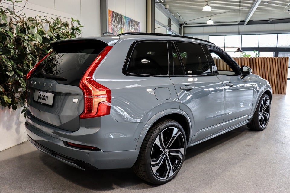 Volvo XC90 2,0 T8 ReCharge Ultimate Dark aut. AWD 7prs 5d