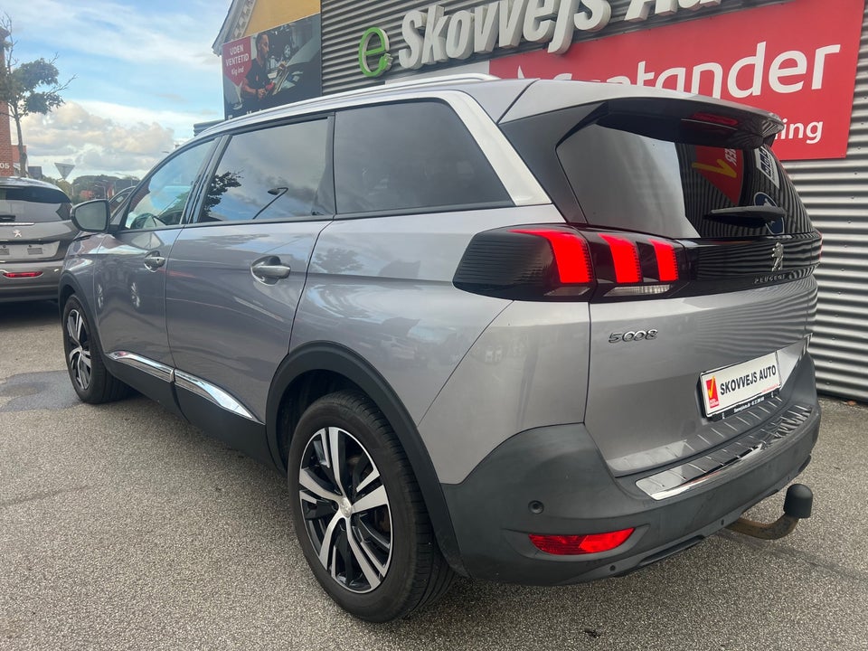 Peugeot 5008 1,6 BlueHDi 120 Allure EAT6 7prs 5d