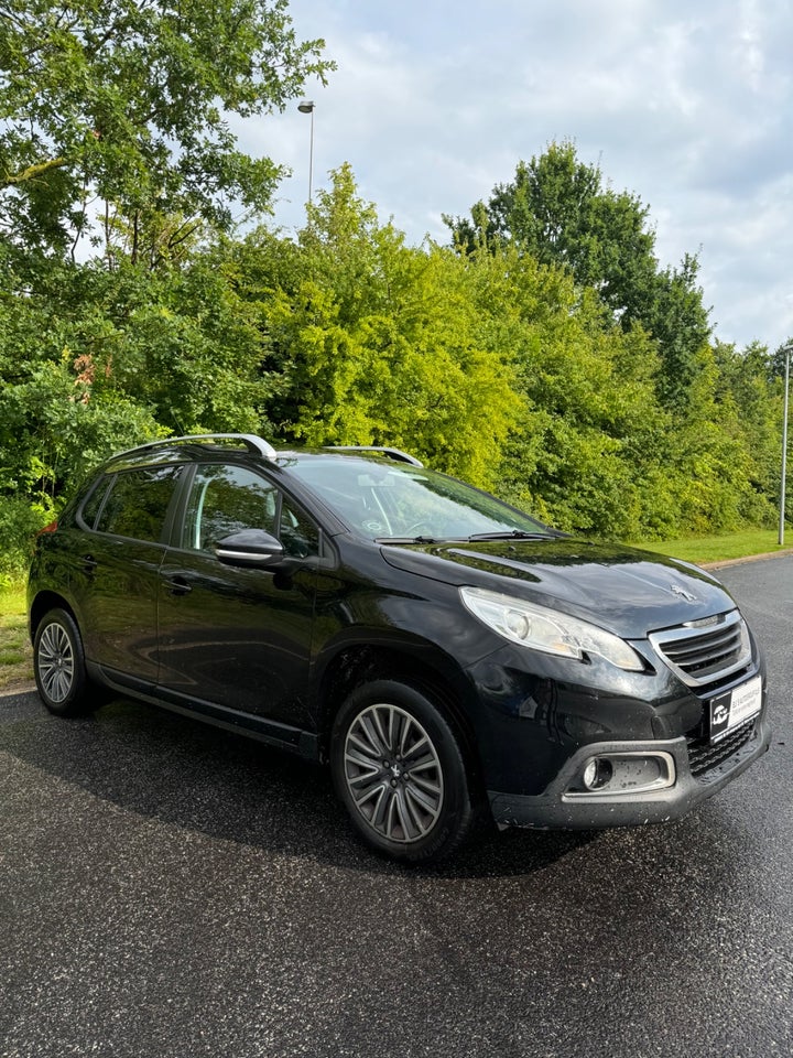 Peugeot 2008 1,2 VTi 82 Allure 5d