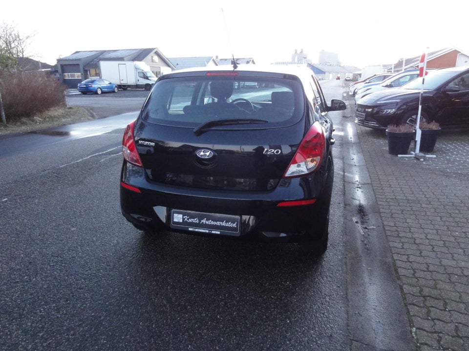 Hyundai i20 1,25 Classic XTR+ 5d