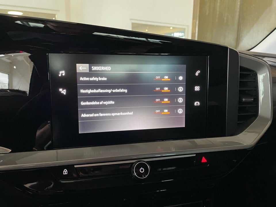 Opel Mokka-e 50 Elegance 5d