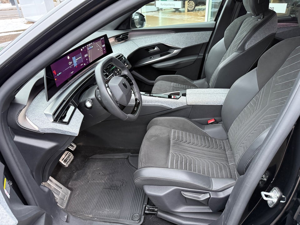 Peugeot e-5008 77 GT 7prs 5d