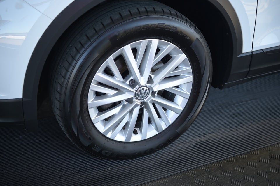 VW T-Roc 1,0 TSi 115 Style 5d