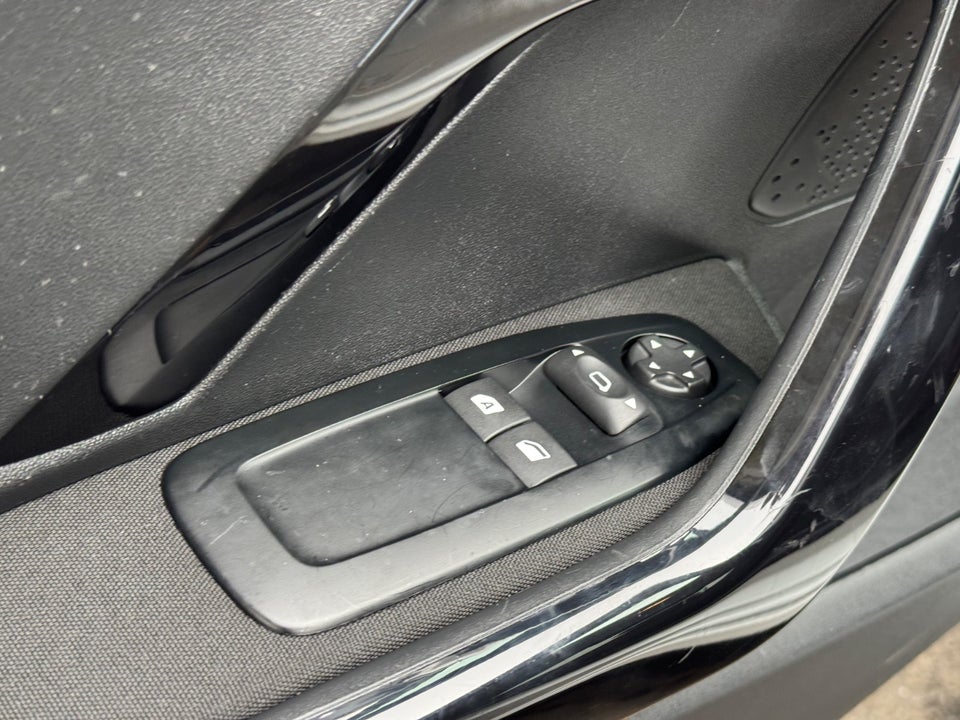 Peugeot 208 1,5 BlueHDi 100 Envy 5d