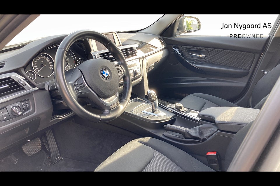 BMW 320i 2,0 Executive aut. 4d