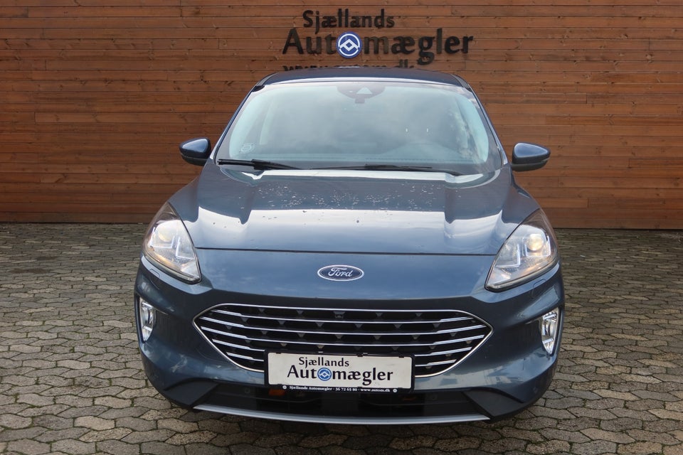 Ford Kuga 2,5 PHEV Titanium CVT 5d