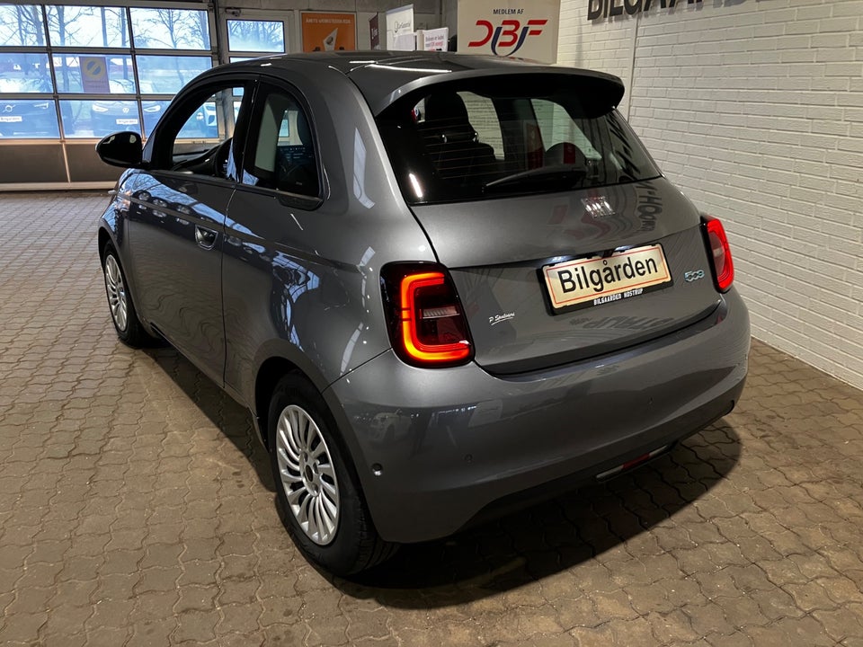 Fiat 500e 42 Icon 3d