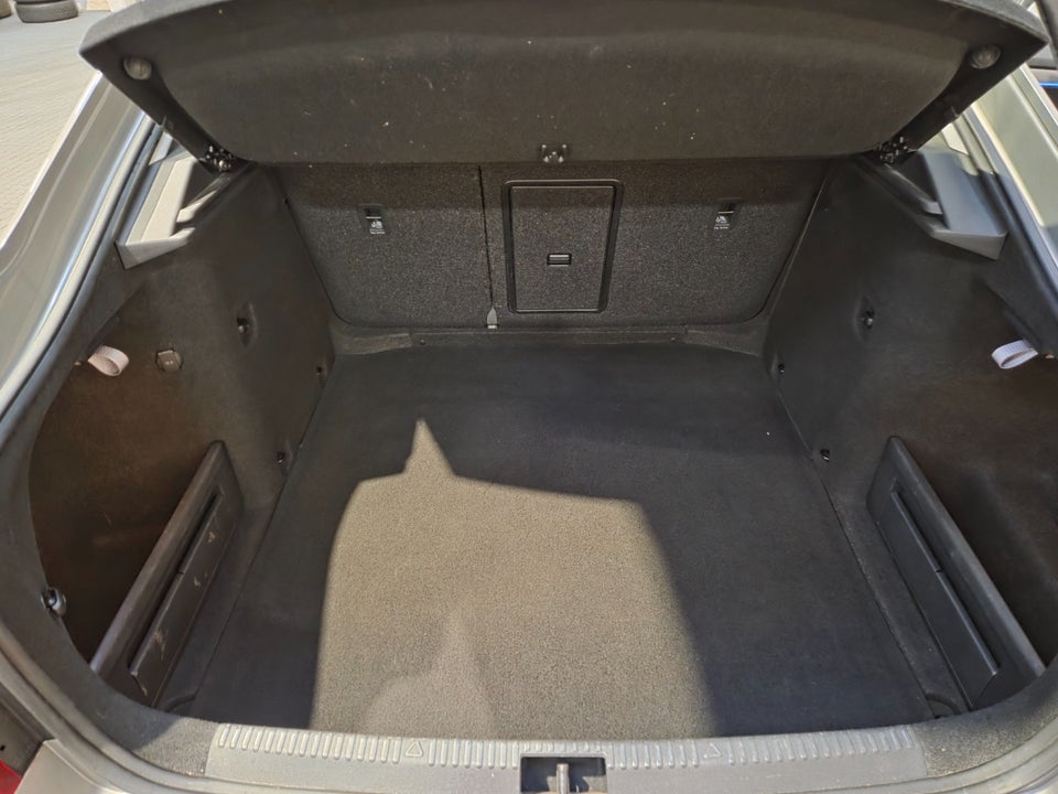 Skoda Octavia 1,6 TDi 115 Style DSG 5d