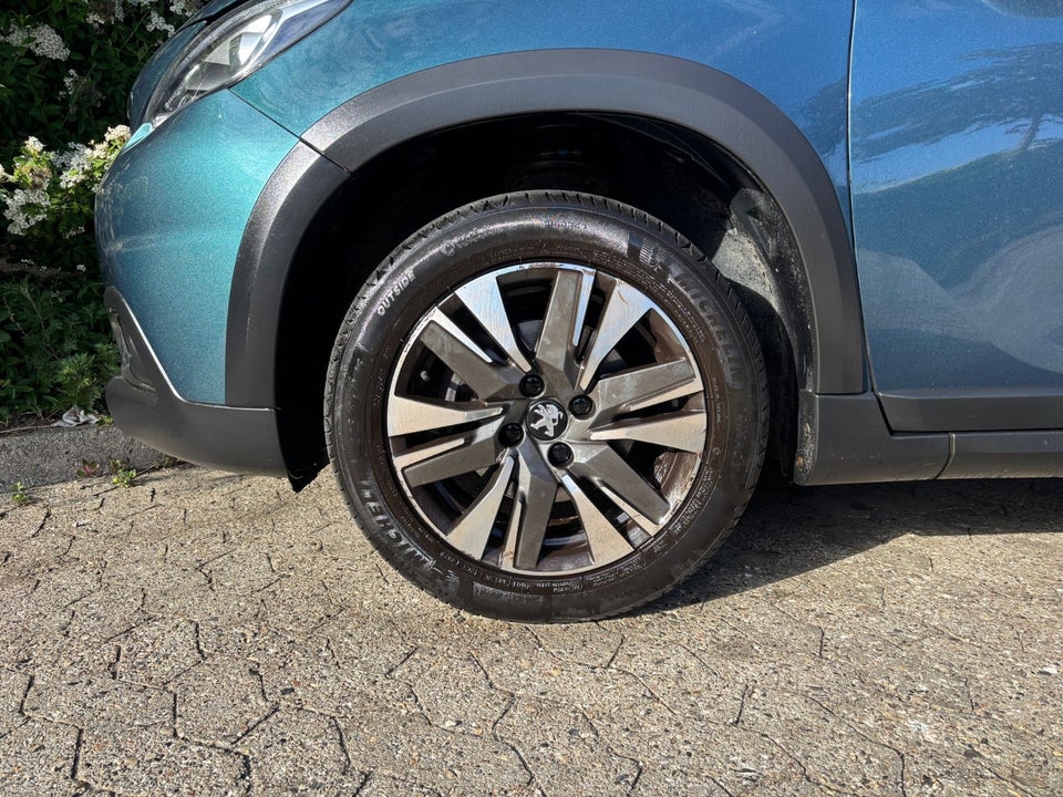 Peugeot 2008 1,2 PureTech 110 Allure Sky EAT6 5d