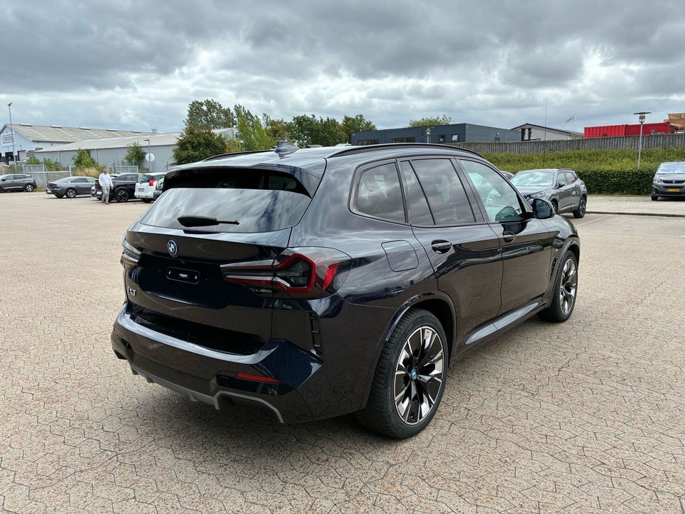 BMW iX3 Charged Plus M-Sport 5d