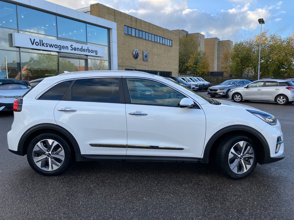 Kia e-Niro 64 Advance 5d